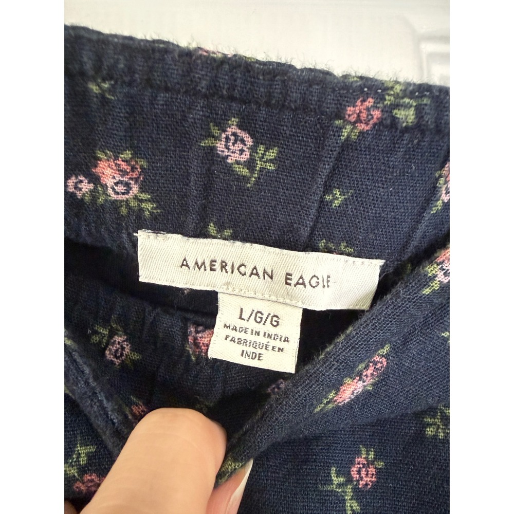American Eagle Mini Skirt Womens Large Navy Blue Excellent Floral Rose Slit Boho - Picture 2 of 6